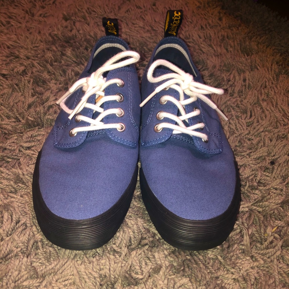 Dr. Marten Pressler canvas shoe